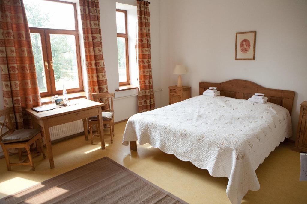 Hotel Grasu Pils Цесвайне Номер фото