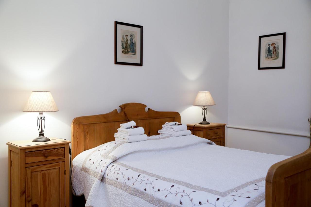 Hotel Grasu Pils Цесвайне Экстерьер фото
